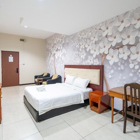 Pertama Lodge Tawau Ngoại thất bức ảnh
