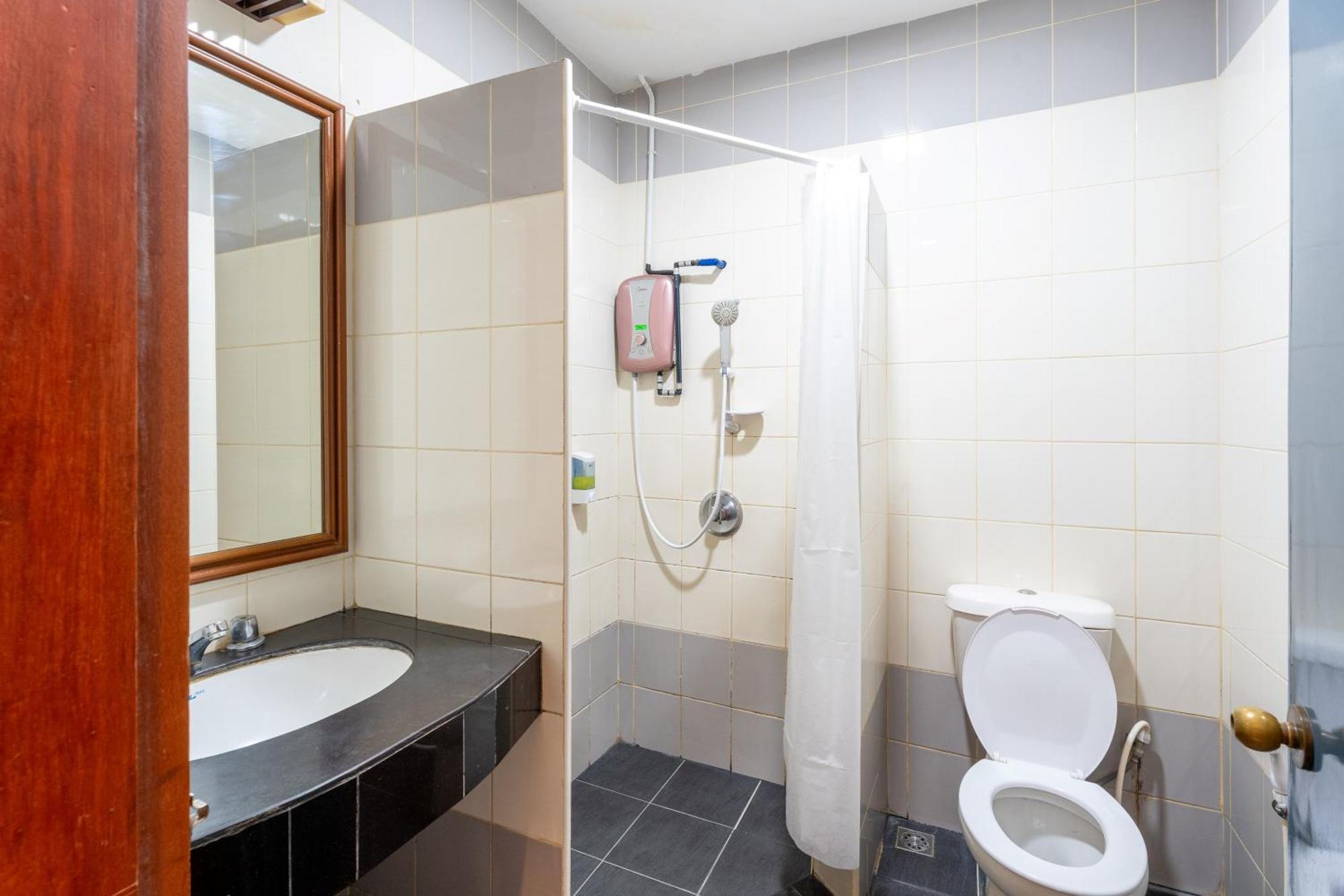 Pertama Lodge Tawau Ngoại thất bức ảnh
